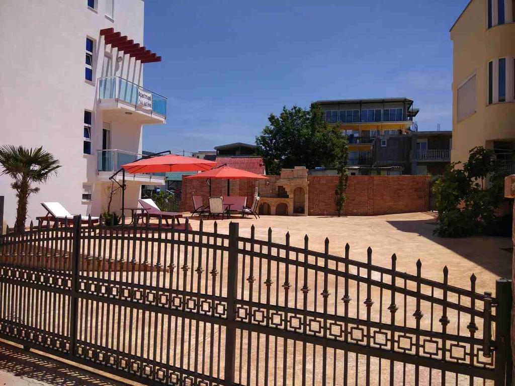Apartments Vila A1 Dobra Voda Εξωτερικό φωτογραφία