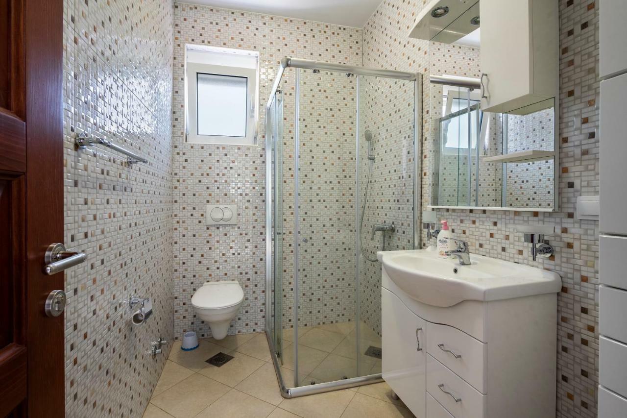 Apartments Vila A1 Dobra Voda Εξωτερικό φωτογραφία