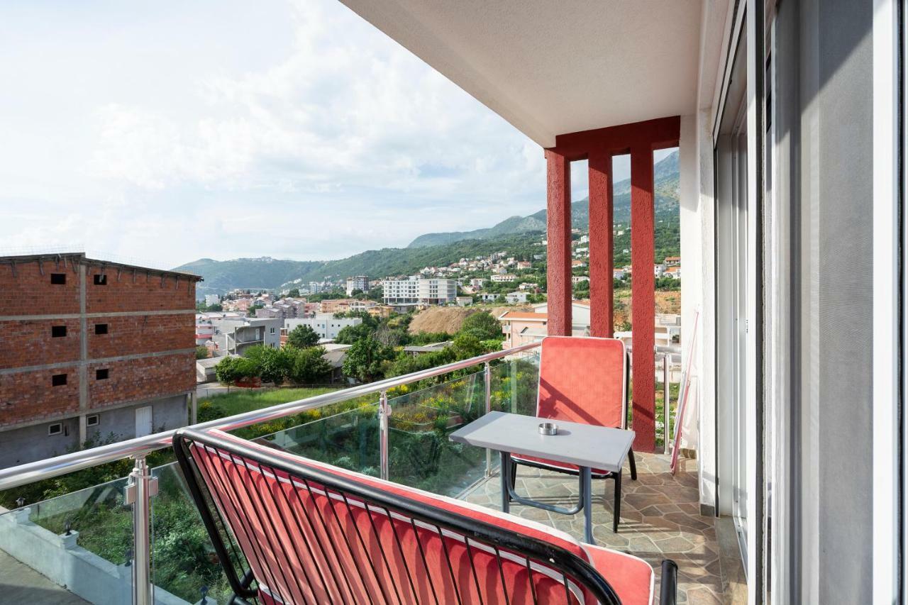 Apartments Vila A1 Dobra Voda Εξωτερικό φωτογραφία