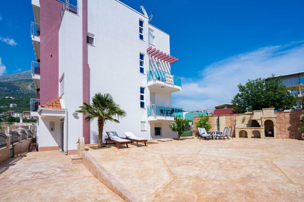 Apartments Vila A1 Dobra Voda Εξωτερικό φωτογραφία