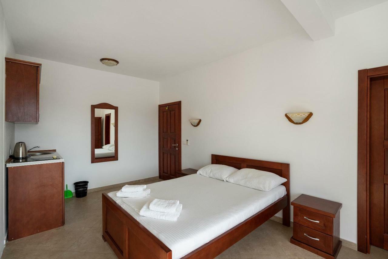 Apartments Vila A1 Dobra Voda Εξωτερικό φωτογραφία