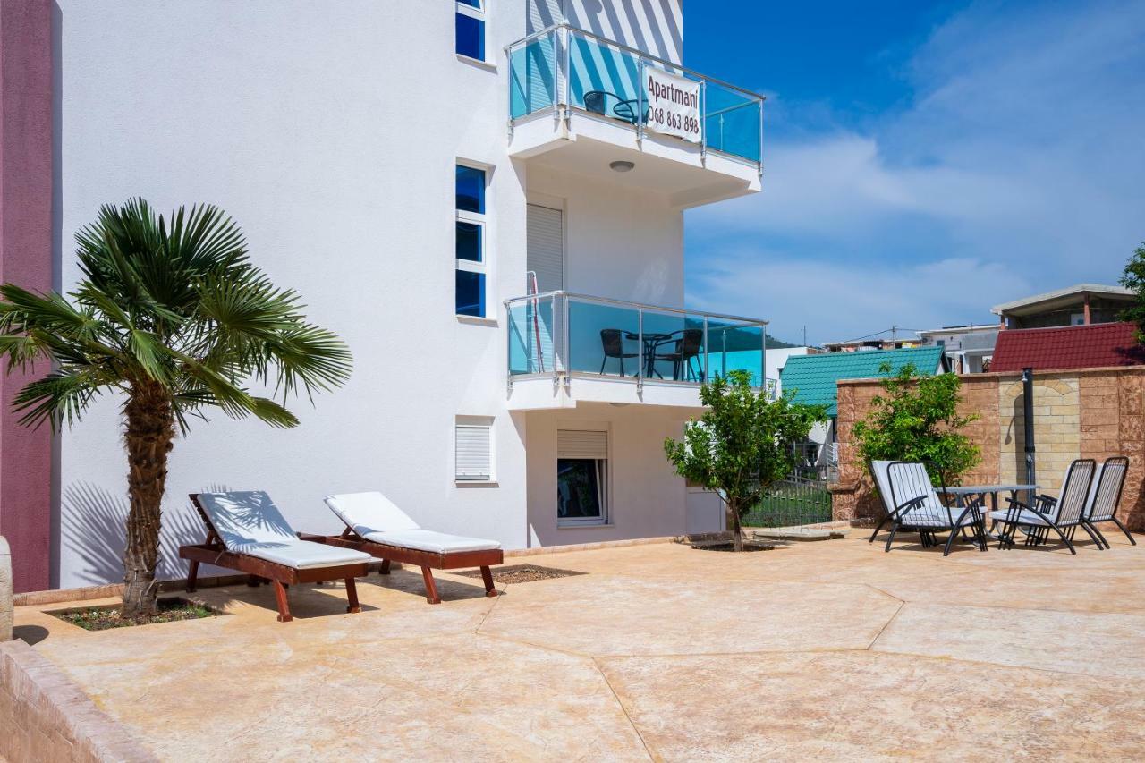 Apartments Vila A1 Dobra Voda Εξωτερικό φωτογραφία